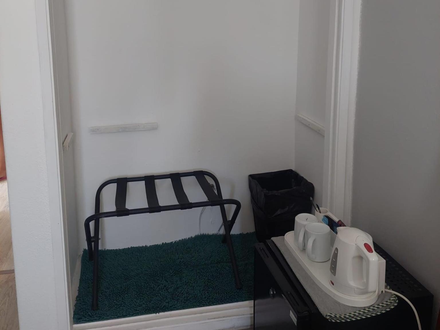 Guest House Casa Ramos On The Strip Albufeira Bagian luar foto